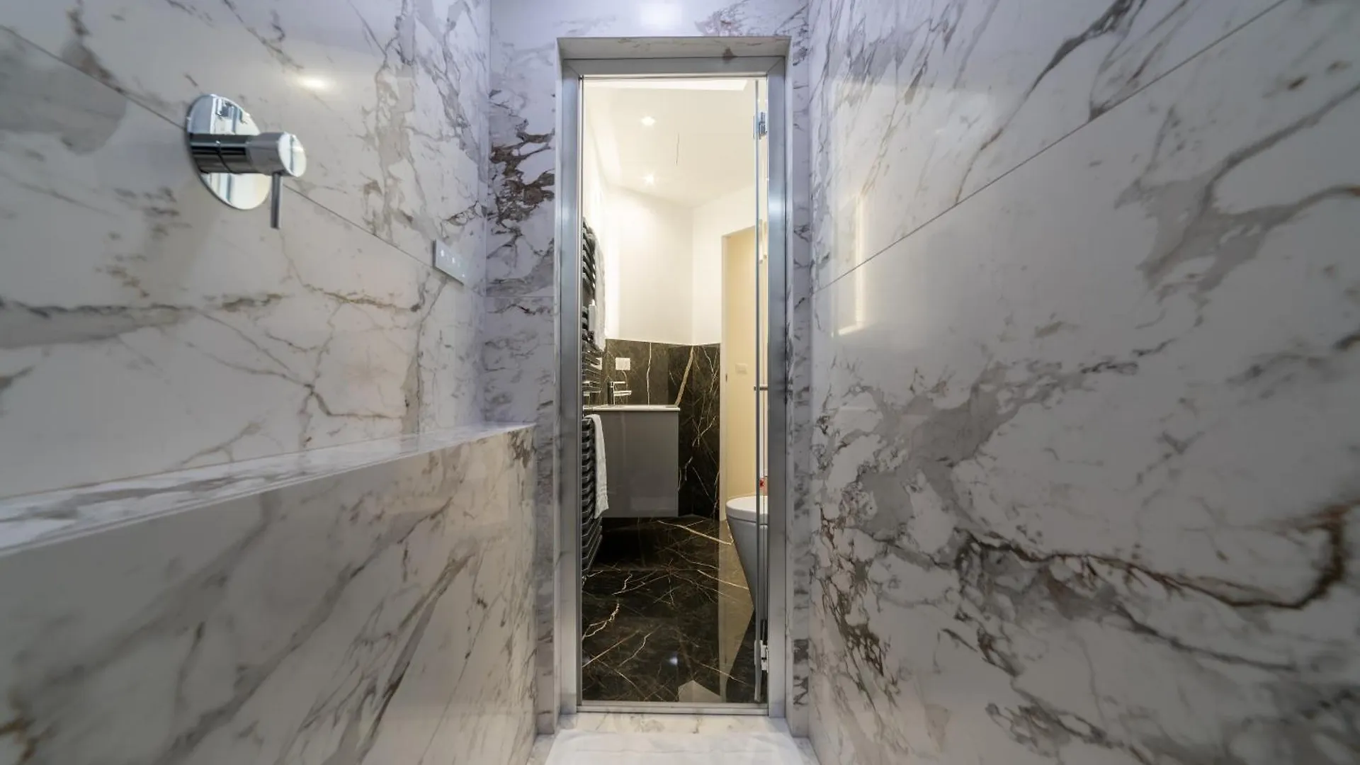 Apartman Intrho - Duomo Modern Apt With Hammam Milánó Olaszország